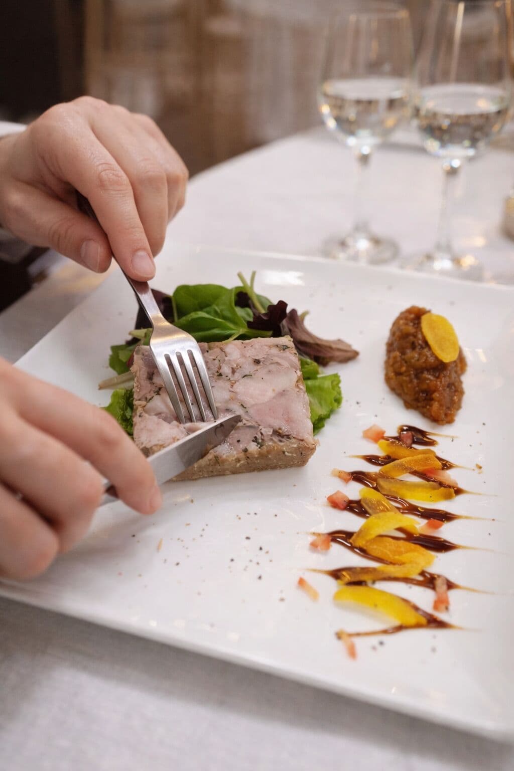 Persillé de lapin au chardonnay